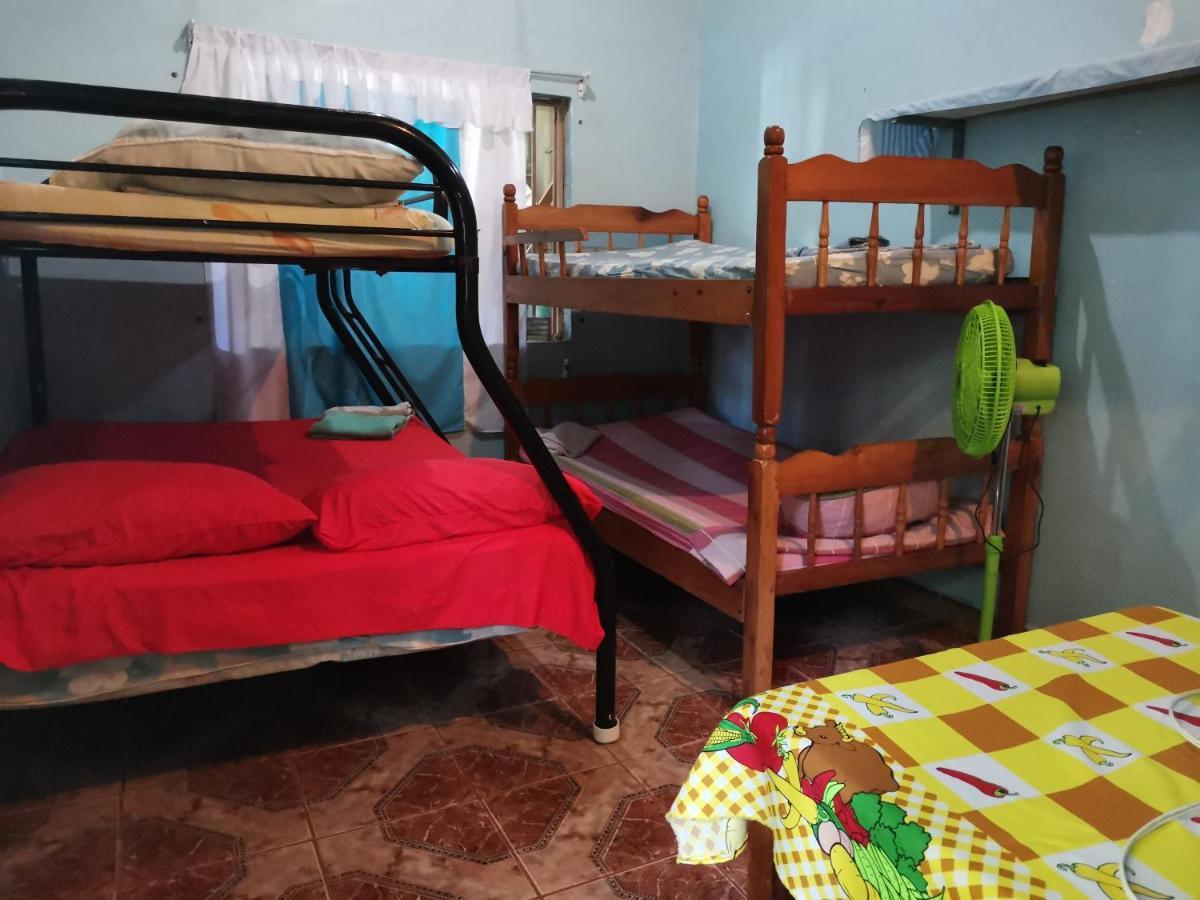 Cabinas Mitchaelle'S Puerto Viejo de Talamanca Eksteriør billede