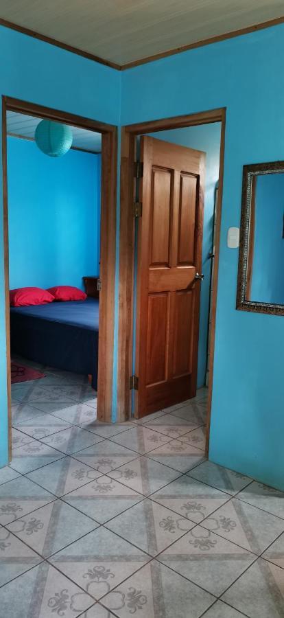 Cabinas Mitchaelle'S Puerto Viejo de Talamanca Eksteriør billede