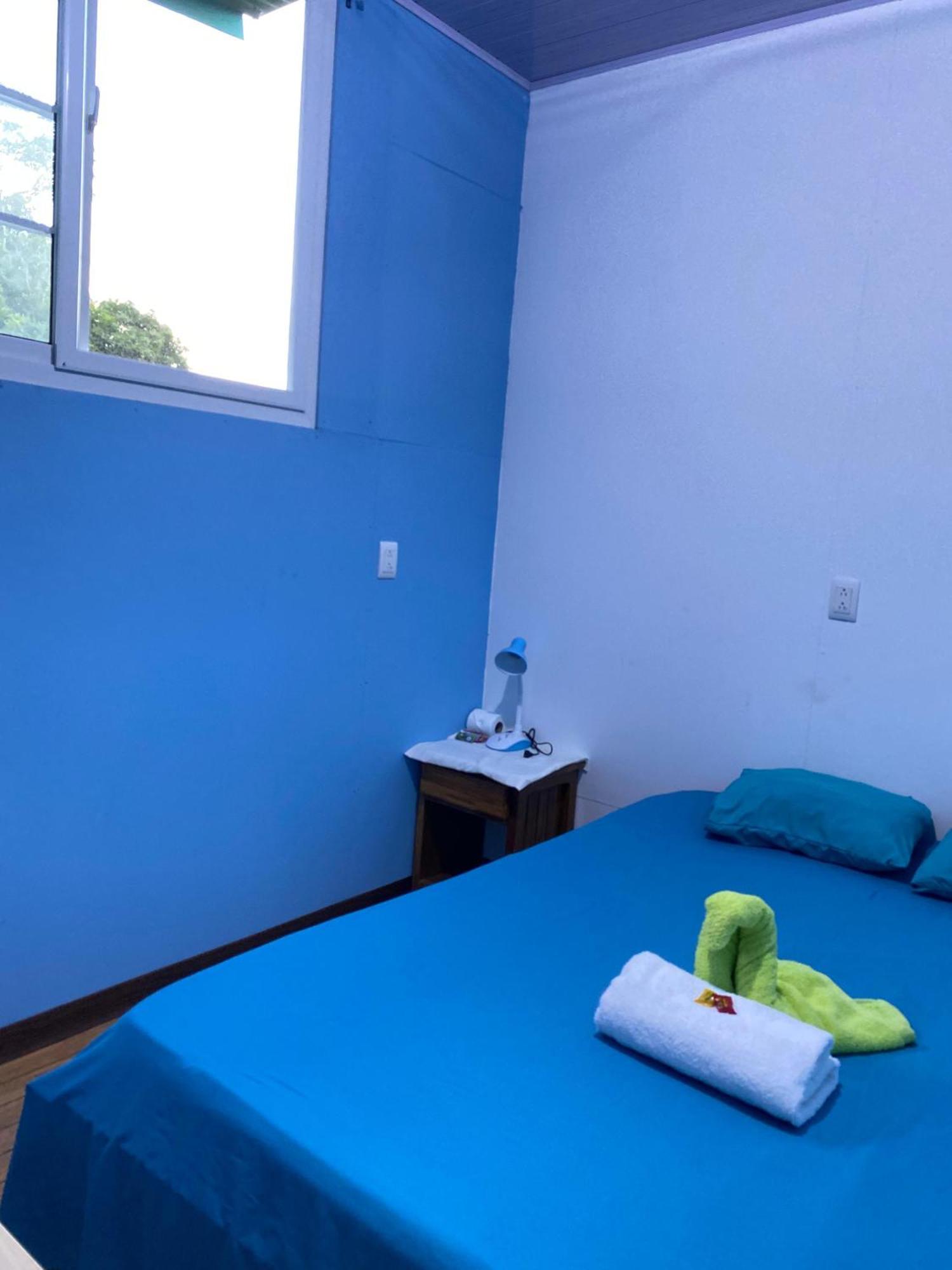 Cabinas Mitchaelle'S Puerto Viejo de Talamanca Eksteriør billede