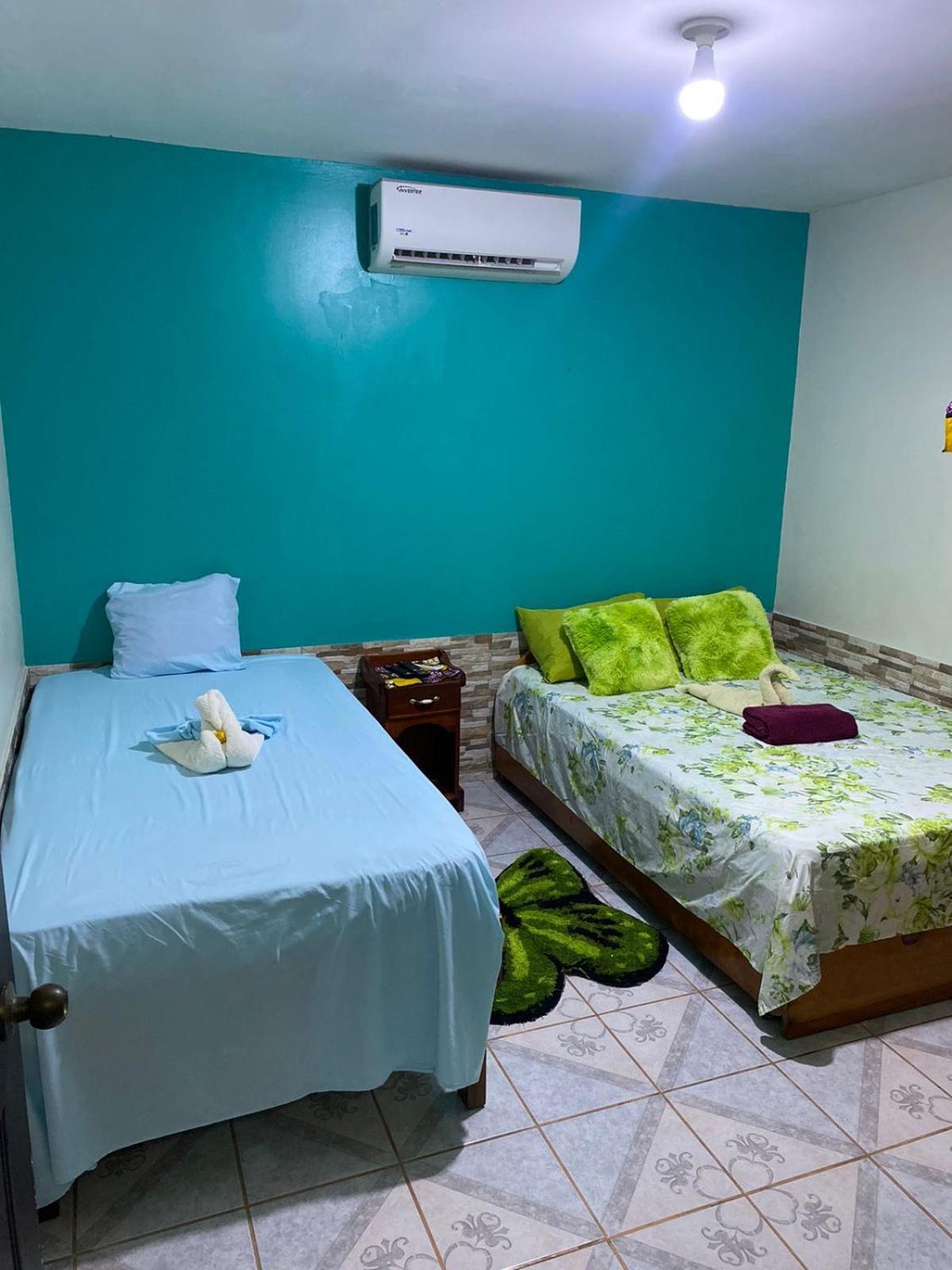 Cabinas Mitchaelle'S Puerto Viejo de Talamanca Eksteriør billede