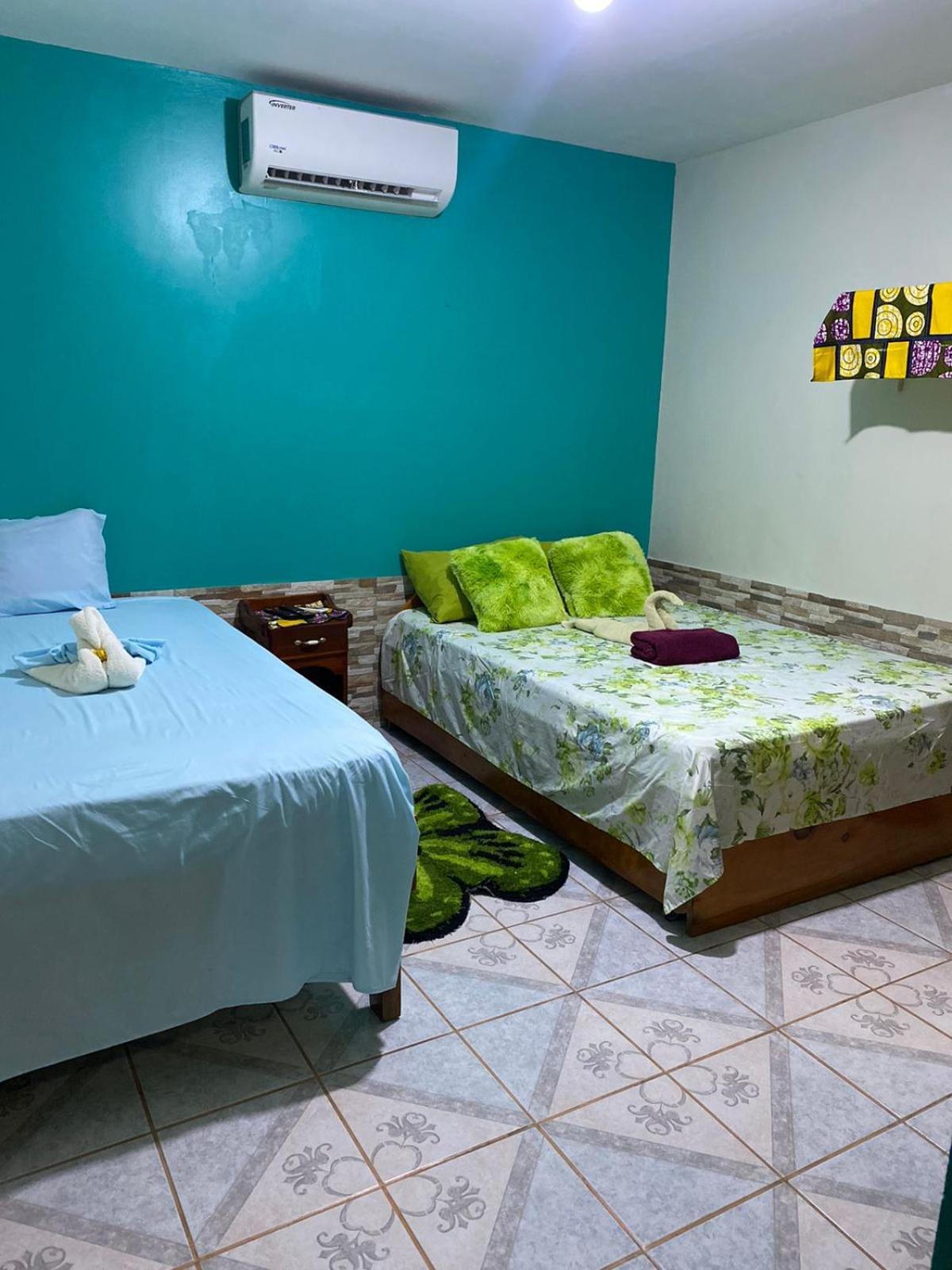 Cabinas Mitchaelle'S Puerto Viejo de Talamanca Eksteriør billede